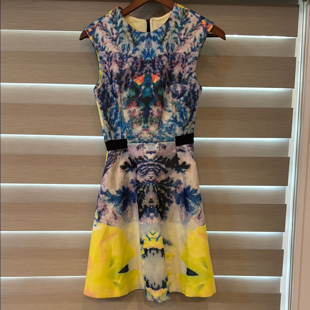 H&M Rare Abstract Multi Colored Patterned Short Dress